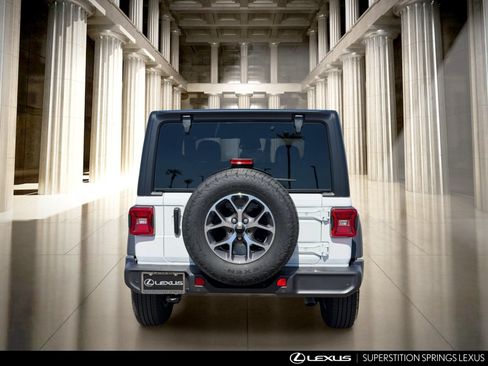 Used 2025 Jeep Wrangler Sport AWD/4WD image 5