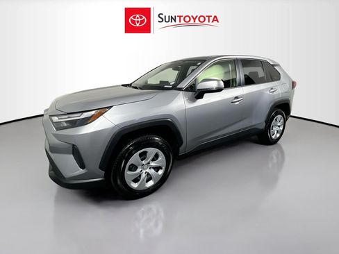 Used 2025 Toyota RAV4 LE FWD image 9