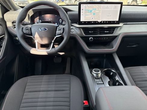 New 2026 Ford Explorer ST-Line image 4