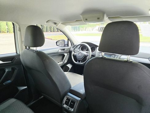 Used 2018 Volkswagen Tiguan S FWD image 36