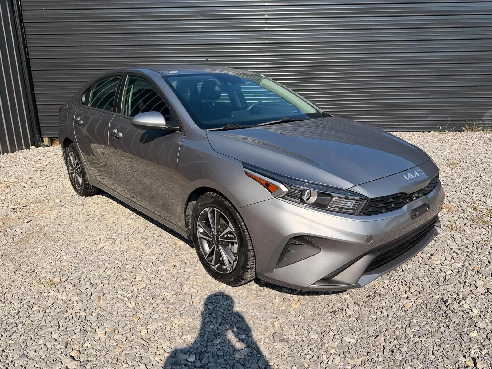 Used 2023 Kia Forte LXS FWD image 3