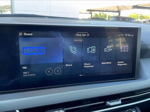 Used 2025 Hyundai Sonata SEL FWD image 31
