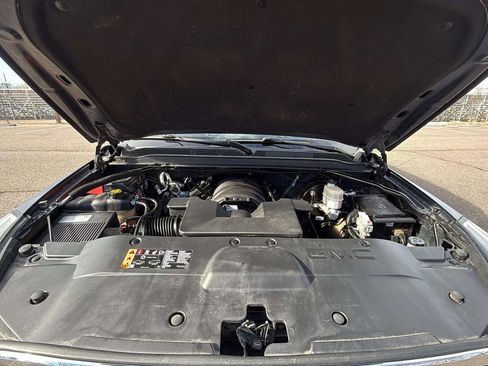 Used 2019 GMC Yukon XL SLT w/ Open Road Package image 24