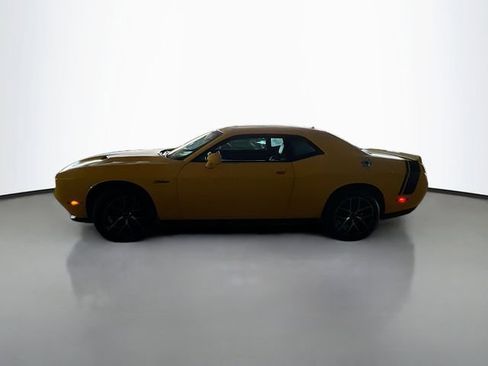 Used 2018 Dodge Challenger GT w/ GT Interior Package image 4