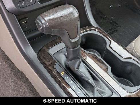 Used 2016 GMC Canyon SLT image 19