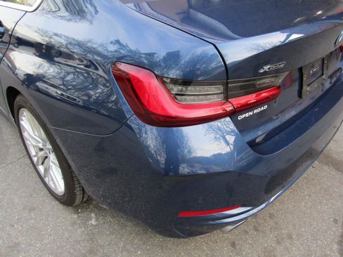 Used 2024 BMW 330e xDrive image 4