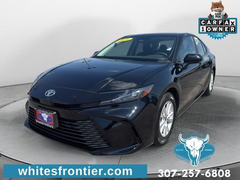 Used 2025 Toyota Camry LE FWD image 1
