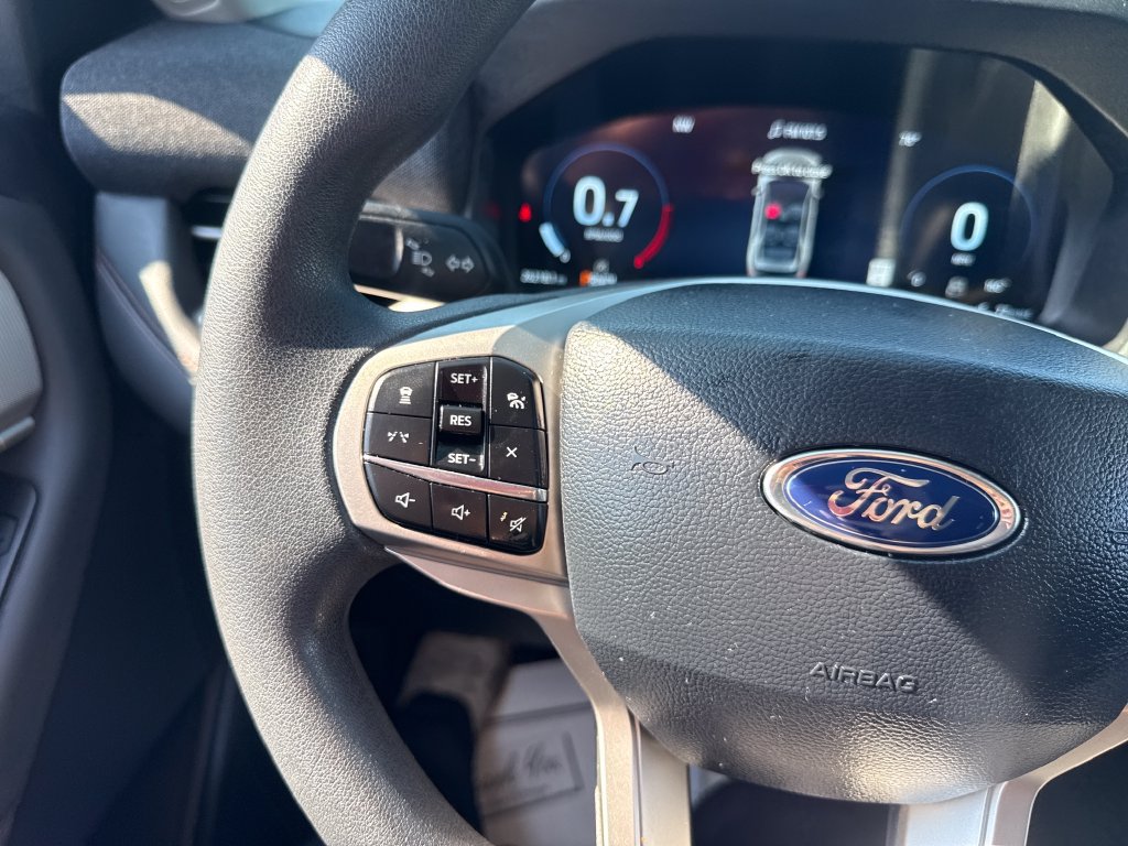 Used 2026 Ford Explorer Active RWD image 39