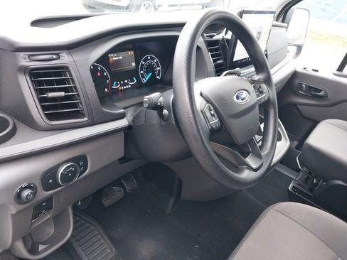 Used 2023 Ford Transit 350 XLT image 14