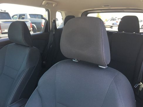 Used 2023 Nissan Rogue S AWD/4WD image 5