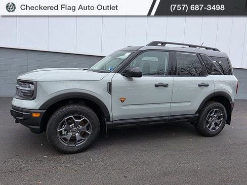 Used 2023 Ford Bronco Sport Badlands image 2