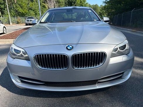 Used 2011 BMW 535i Sedan RWD image 2