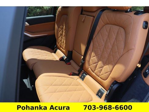 Used 2026 BMW X7 xDrive40i image 33
