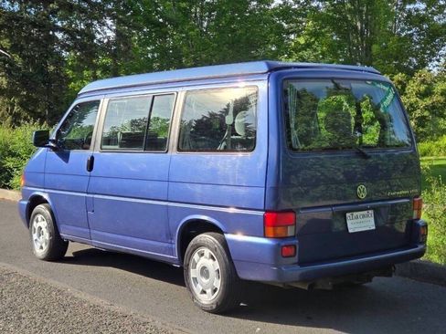 Used 1999 Volkswagen Eurovan MV FWD image 12