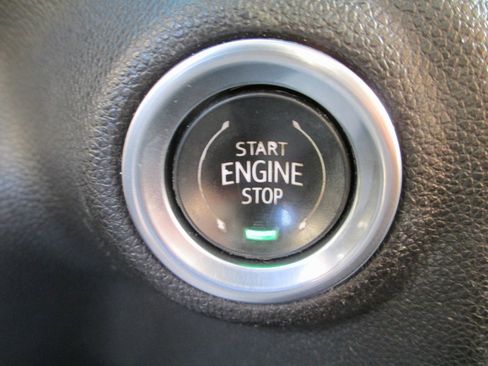 Used 2020 Chevrolet Silverado 1500 LT w/ All-Star Edition image 25