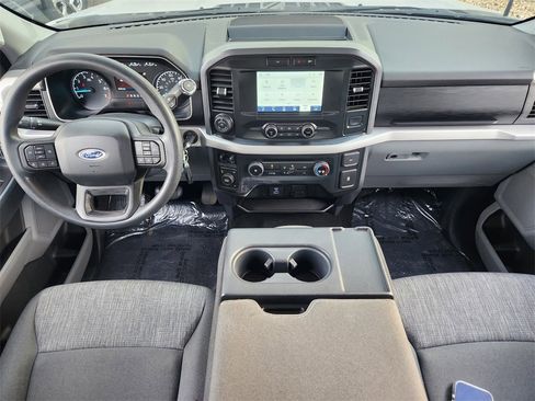 Used 2022 Ford F150 XLT w/ Trailer Tow Package image 11