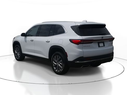 New 2025 Buick Enclave Preferred image 4
