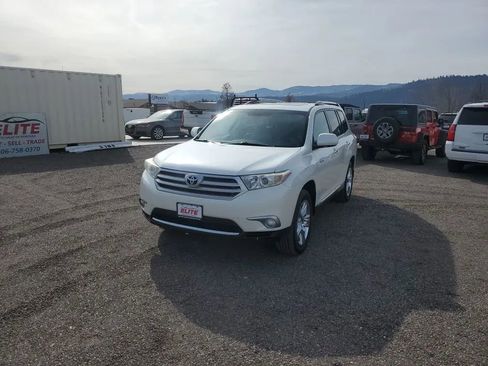 Used 2013 Toyota Highlander Limited image 1