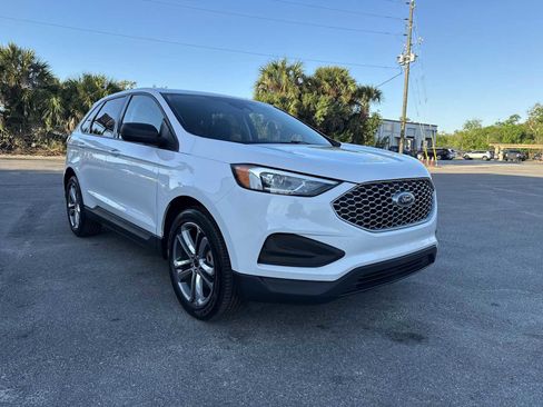 Used 2023 Ford Edge SE image 8