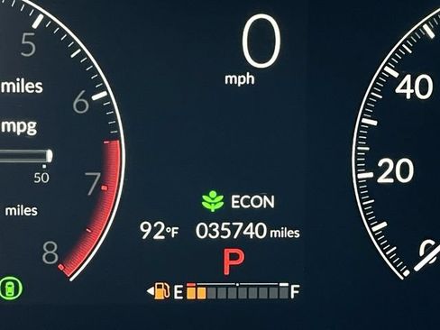 Used 2025 Honda Pilot EX-L image 15