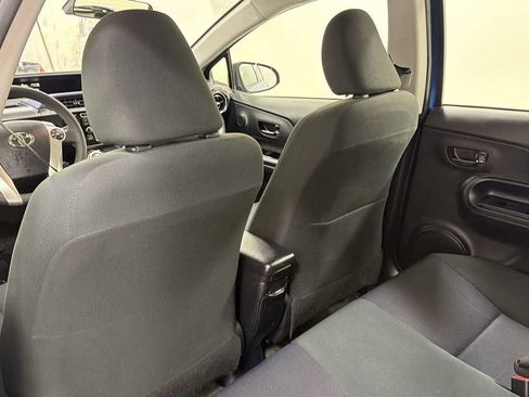 Certified 2017 Toyota Prius C Two image 23