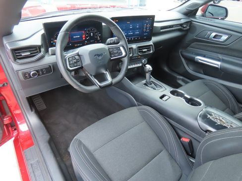 Certified 2024 Ford Mustang Coupe RWD image 21