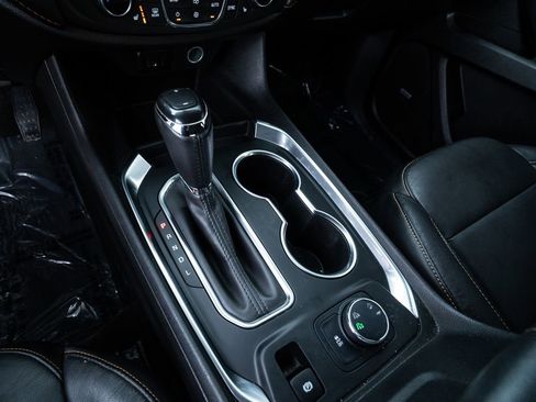 Certified 2019 Chevrolet Traverse LT w/ LT Premium Package image 19