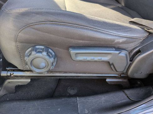 Used 2022 Jeep Wrangler Unlimited Sahara w/ Cold Weather Group image 18