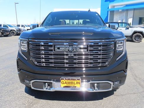 Used 2025 GMC Sierra 1500 Denali Ultimate AWD/4WD image 2