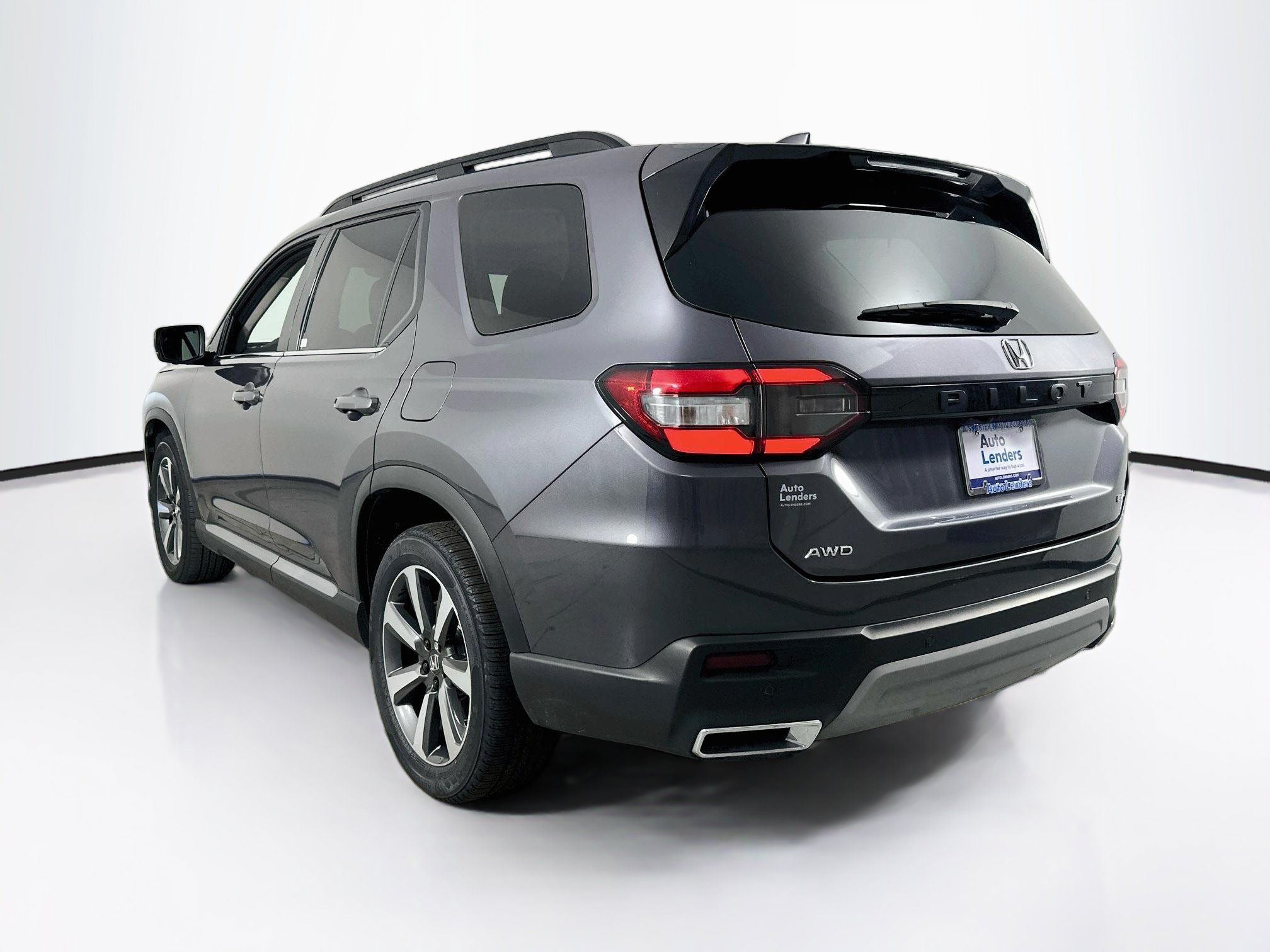 Used 2023 Honda Pilot Elite image 7