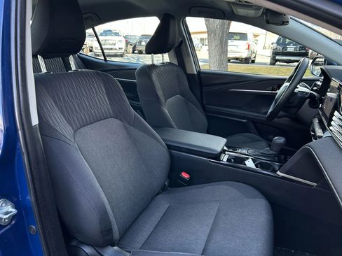 Used 2025 Toyota Camry LE image 17