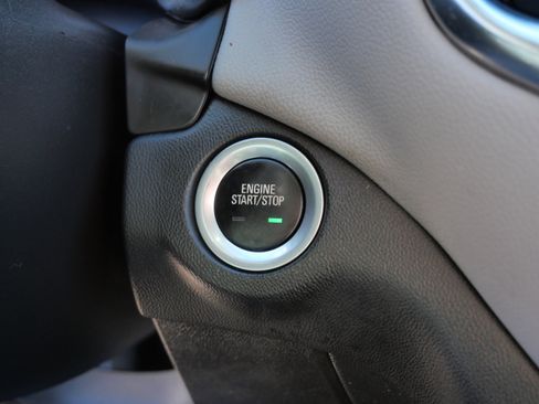 Used 2022 Chevrolet Equinox LS AWD/4WD image 30