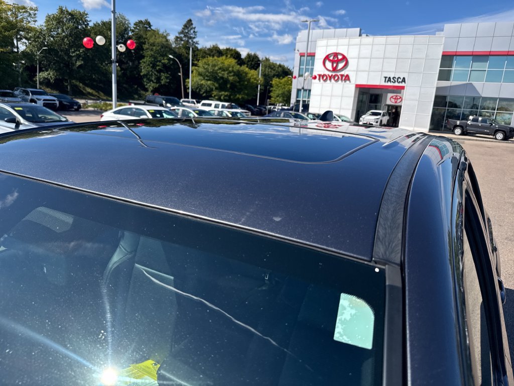 Used 2021 Toyota Tacoma Limited w/ Nightshade Package AWD/4WD image 45