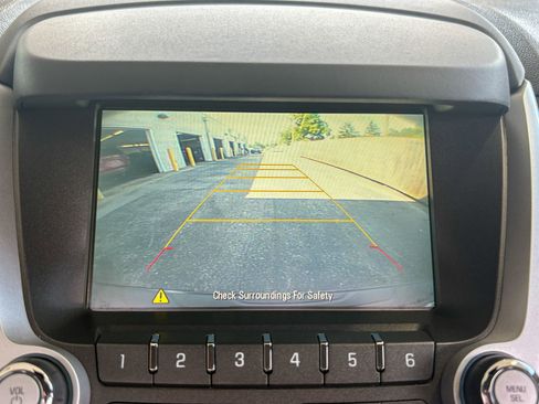Used 2017 Chevrolet Equinox Premier w/ Enhanced Convenience Package AWD/4WD image 20