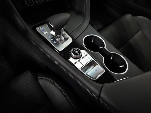 New 2026 Genesis G70 2.5T image 22