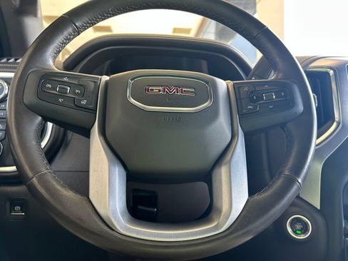 Used 2021 GMC Sierra 1500 SLT AWD/4WD image 22