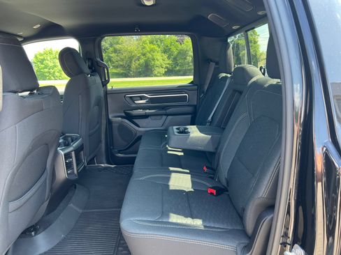 Used 2025 RAM 1500 Big Horn AWD/4WD image 5