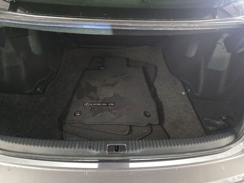 Used 2018 Lexus IS 300 F Sport image 13