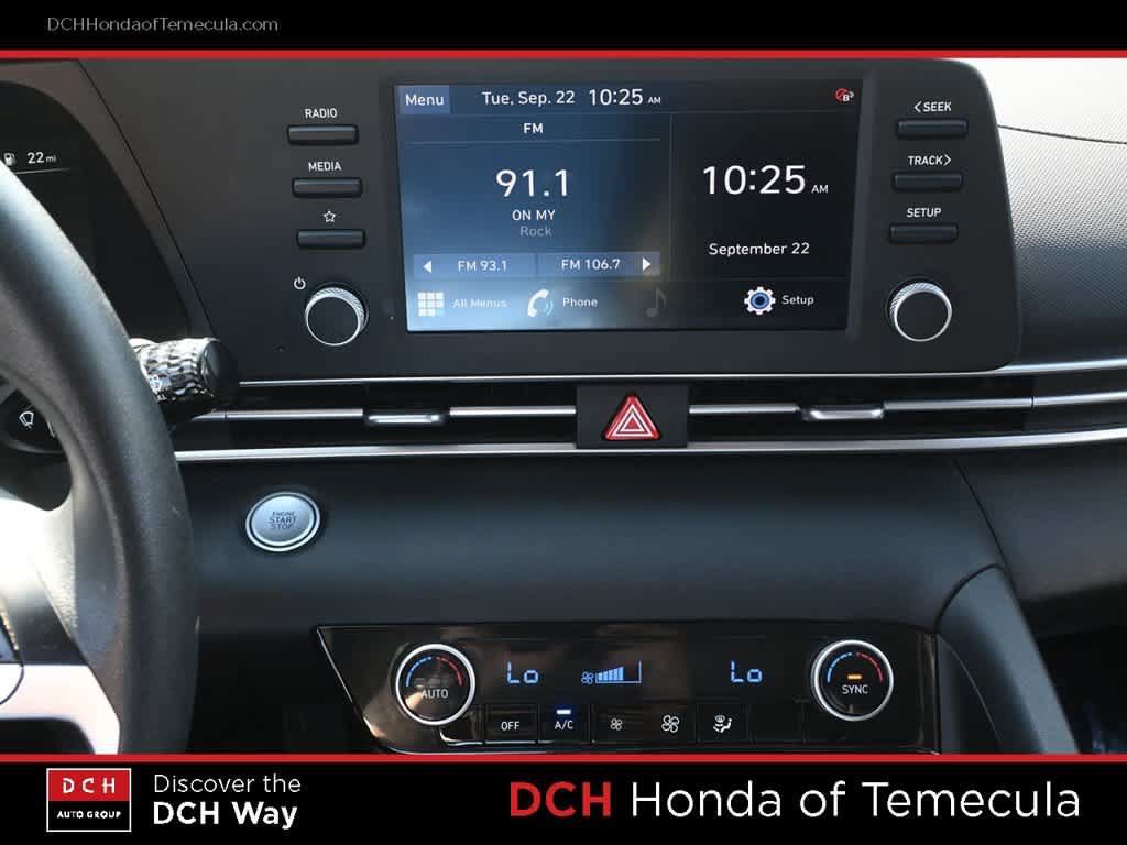 Used 2023 Hyundai Elantra SEL FWD image 12