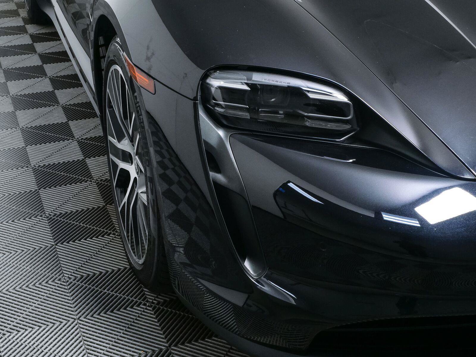 Certified 2022 Porsche Taycan RWD image 35
