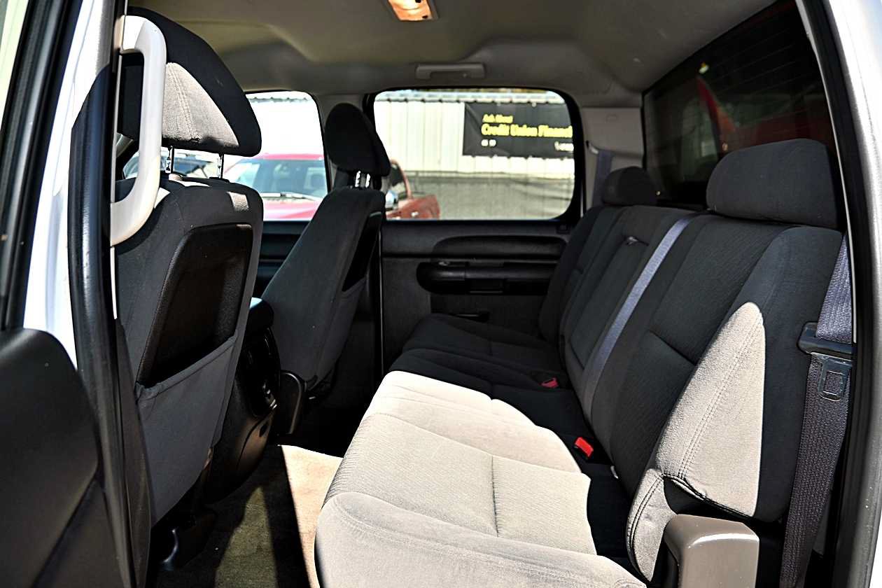 Used 2008 Chevrolet Silverado 2500 LT w/ 2LT Convenience Package RWD image 10
