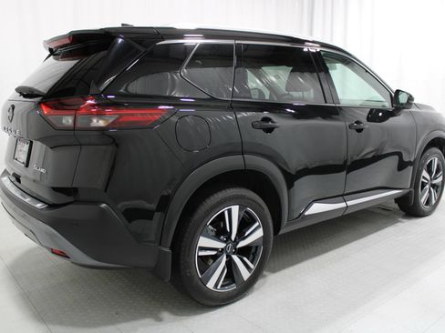 Used 2023 Nissan Rogue SL AWD/4WD image 6