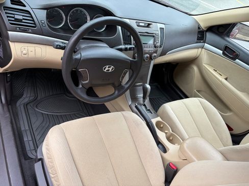 Used 2010 Hyundai Sonata GLS image 8