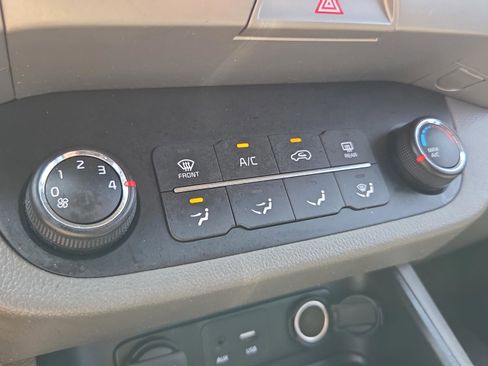 Used 2016 Kia Sportage LX FWD image 19