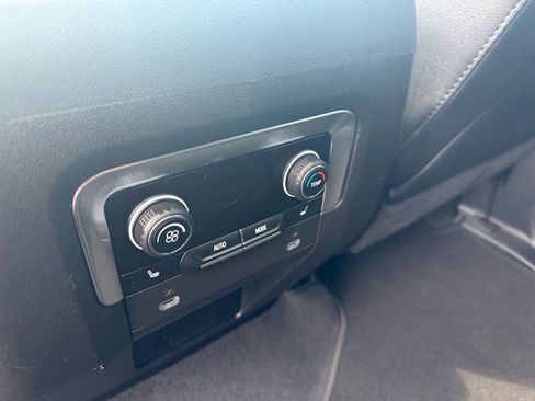 Used 2024 Chevrolet Tahoe LT w/ Luxury Package image 14