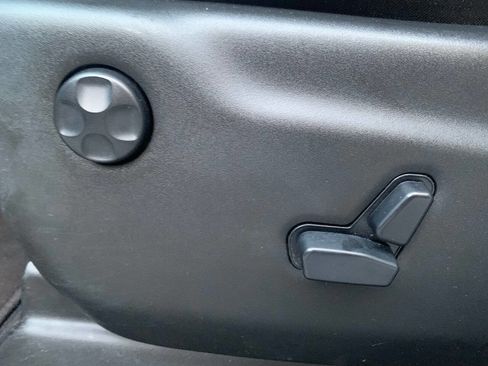 Used 2021 Jeep Grand Cherokee Laredo X image 15