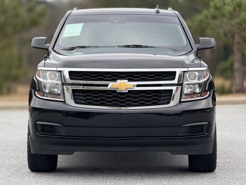 Used 2018 Chevrolet Tahoe LT image 2