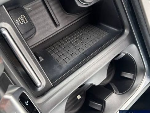 Used 2025 Ford Expedition Active AWD/4WD image 51