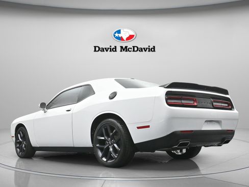 Used 2023 Dodge Challenger SXT w/ Blacktop Package image 9