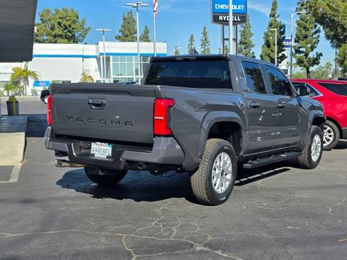 Used 2025 Toyota Tacoma SR5 RWD image 6